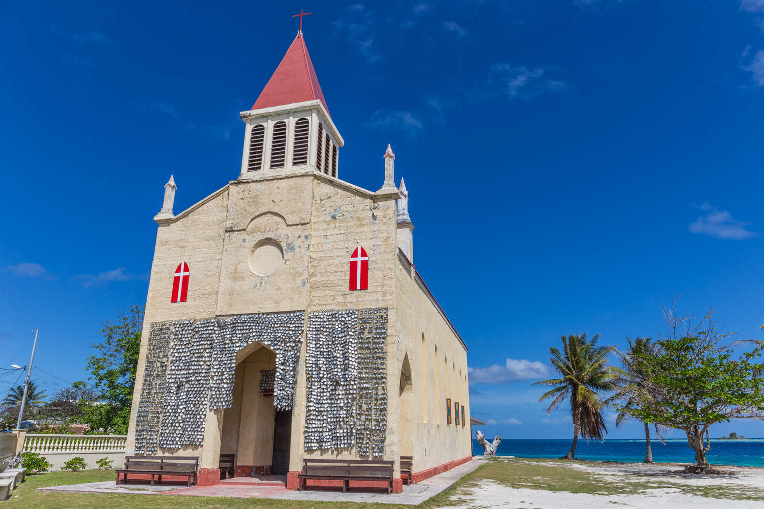 Qamea Honeymoon Bure Exterior