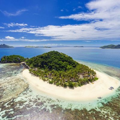 Visit the beautiful Mamanuca Islands, Fiji - Travel Pacific